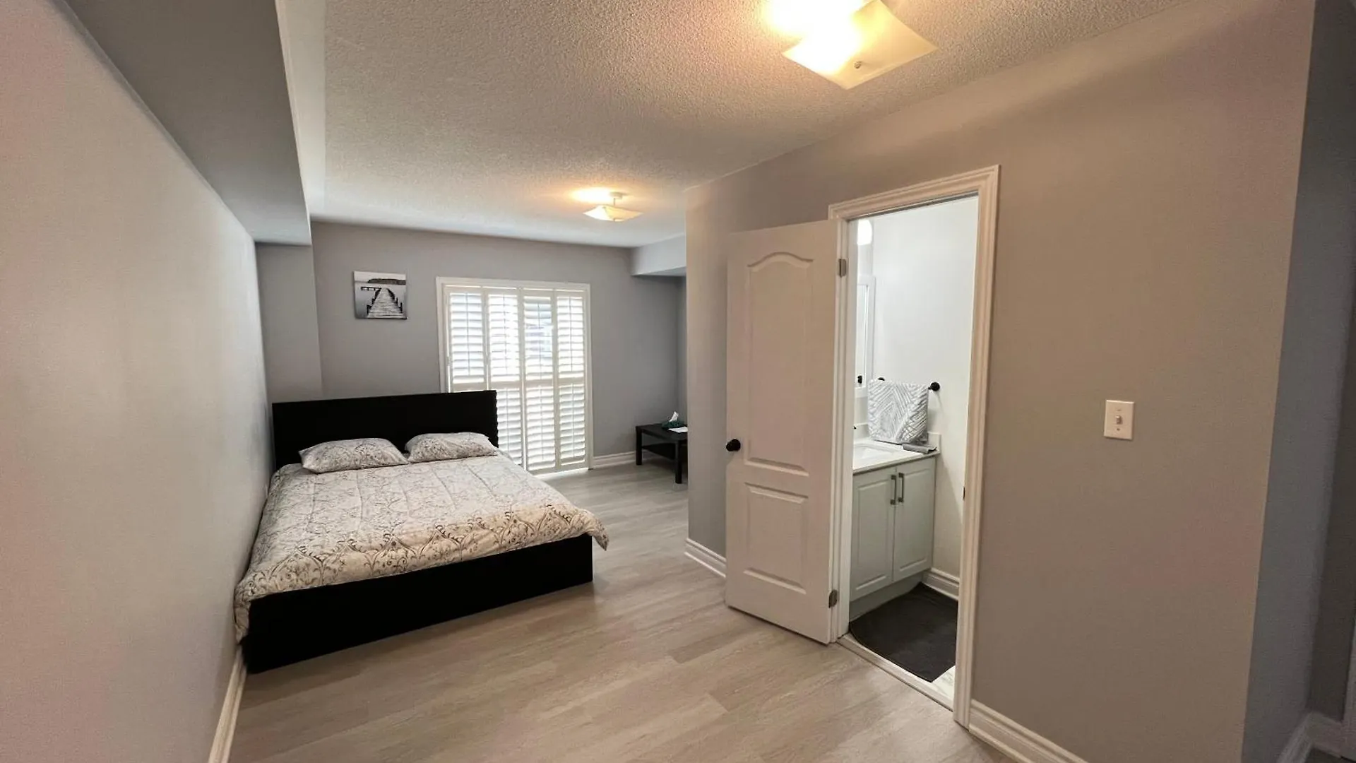 Beautiful Vacation Home Near Toronto Airport Mississauga